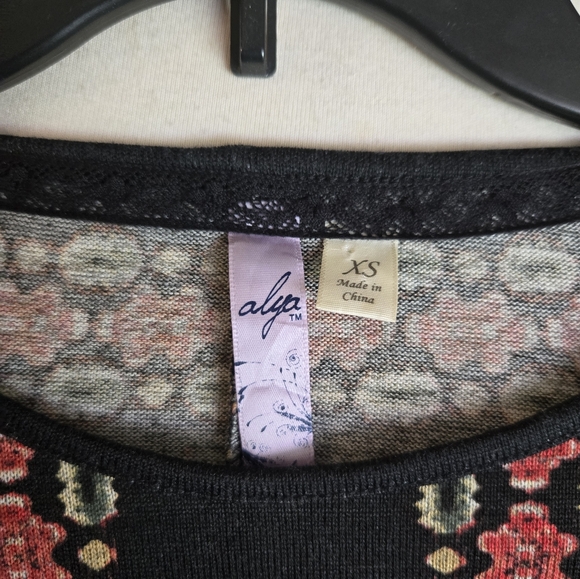 Alya.         Tunis/ Dress.              224 - Picture 3 of 5